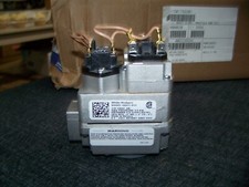 White-Rodgers Gas Valve 24V 60 Hz .6A Hayward 51501782201 36D27-912 New