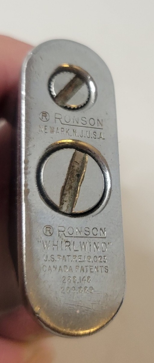 Vintage Ronson Whirlwind Refillable Cigarette Lighter w Wick w