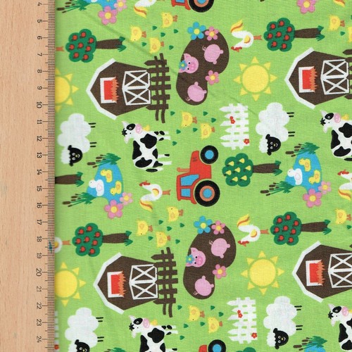 Fabric Freedom Farmyard 100% Cotton Fabric FQ Crafting Quilting Patchwork Green - Picture 3 of 13