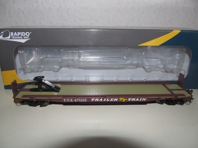 Rapido Trains H0 138009-5 Flatcar  F30D TTX ähnl. Athearn/ Walthers