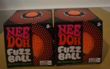 2 NEEDOH FUZZBALL ORANGE The Velvet Squeeze NIB Authentic Schylling