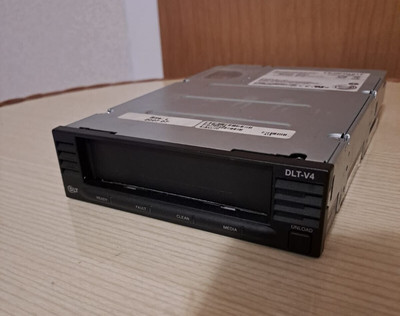 Quantum DLT-V4 BHBAX-EY 160-320GB SCSI LVD Tape Drive Bandlaufwerk
