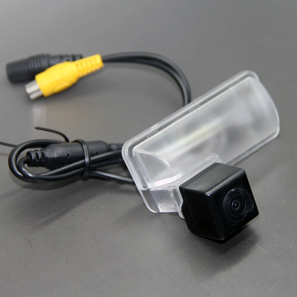 Car Rear View Backup Camera For Subaru Impreza WRX STI Wagon 2008 2009 2010 2011 - Image 2 of 4