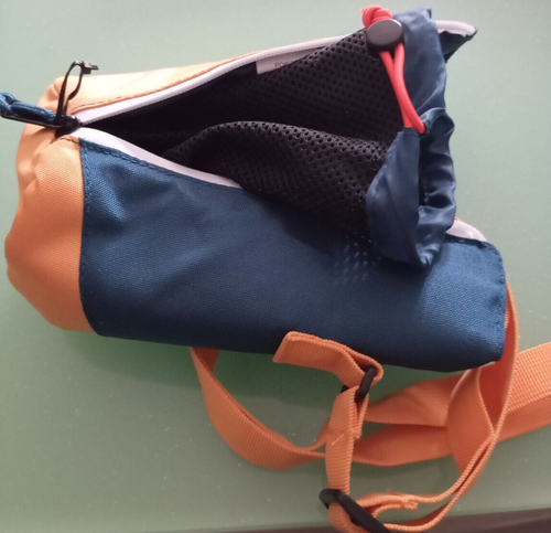 Bandolera de agua Outdoor Products H2O - Nueva - Imagen 4 de 5