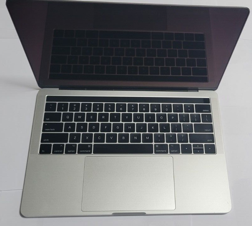 Apple MacBook Pro 13 Apple MacBook Pro 13