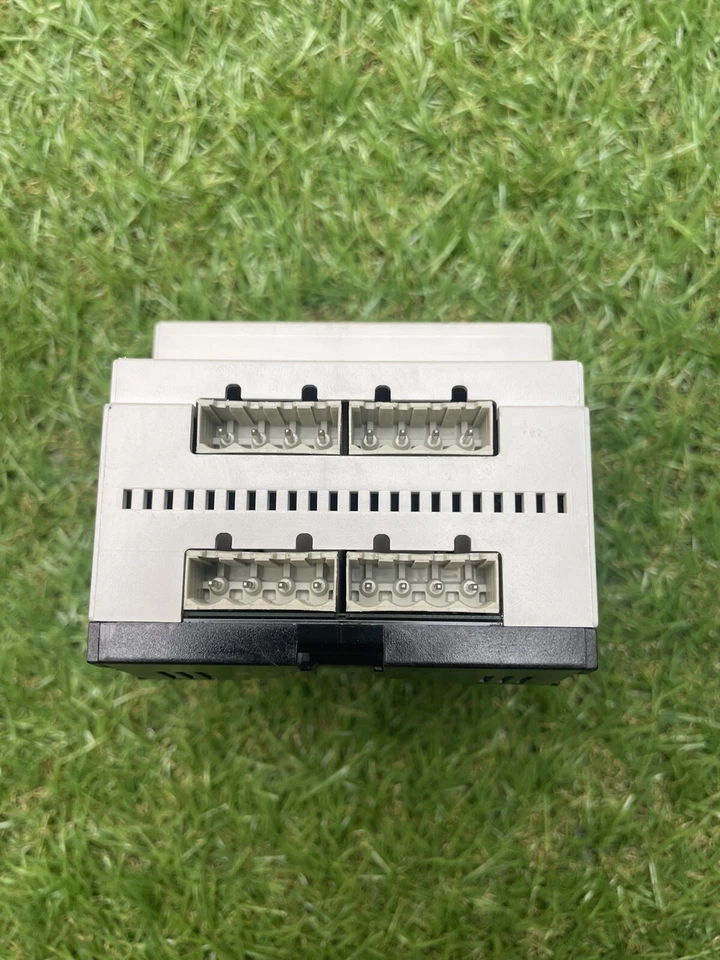 Schneider Electric-KNX-MTN648704-actionneur de stores 4x24V/6A à commande manuel - Photo 2/3