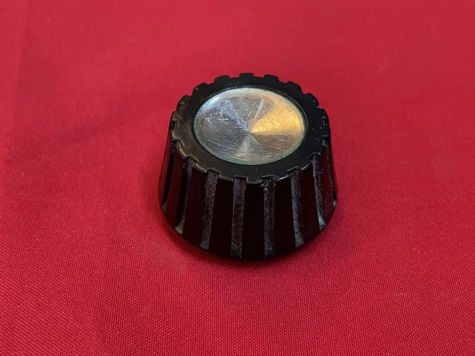 GUITARRA/amplificador/perilla de bajo vintage años 50 EE. UU. MAGNATONE Lap Steel pieza RARA Foto 2 de 4