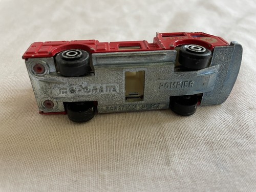 Vintage Majorette Pompier No 207 FDNY ECH 1/100 Red Fire Engine Truck Toy - Picture 8 of 10