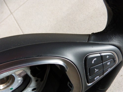 Mercedes Benz W156 Gla W176 a-Class Leather Steering Wheel Black - Picture 9 of 16
