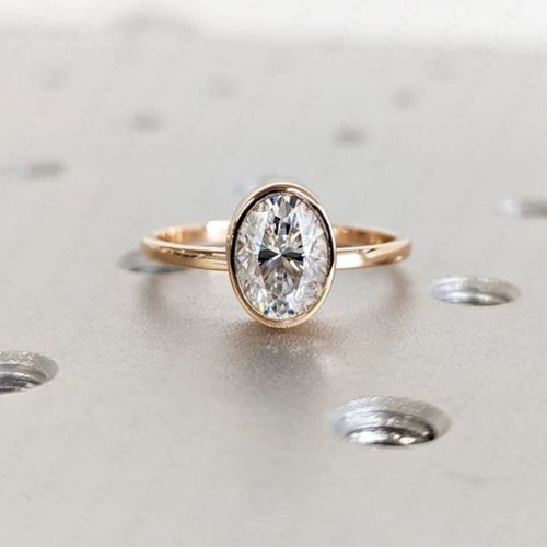 2.5CTW Oval Cut VVS1 Moissanite Solitaire Engagement Ring 14k Yellow Gold Plated - Picture 4 of 4