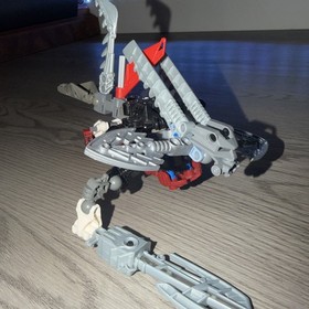 Lego Bionicle Piraka 8764 VEZON & FENRAKK - Incomplete Extra Random