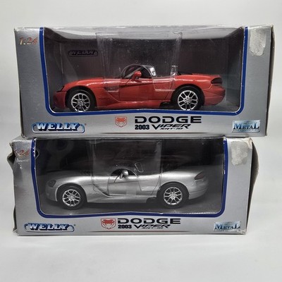 Dodge Viper SRT-10 2003 Convertible Collector's Edition Diecast Car 1:24 Scale
