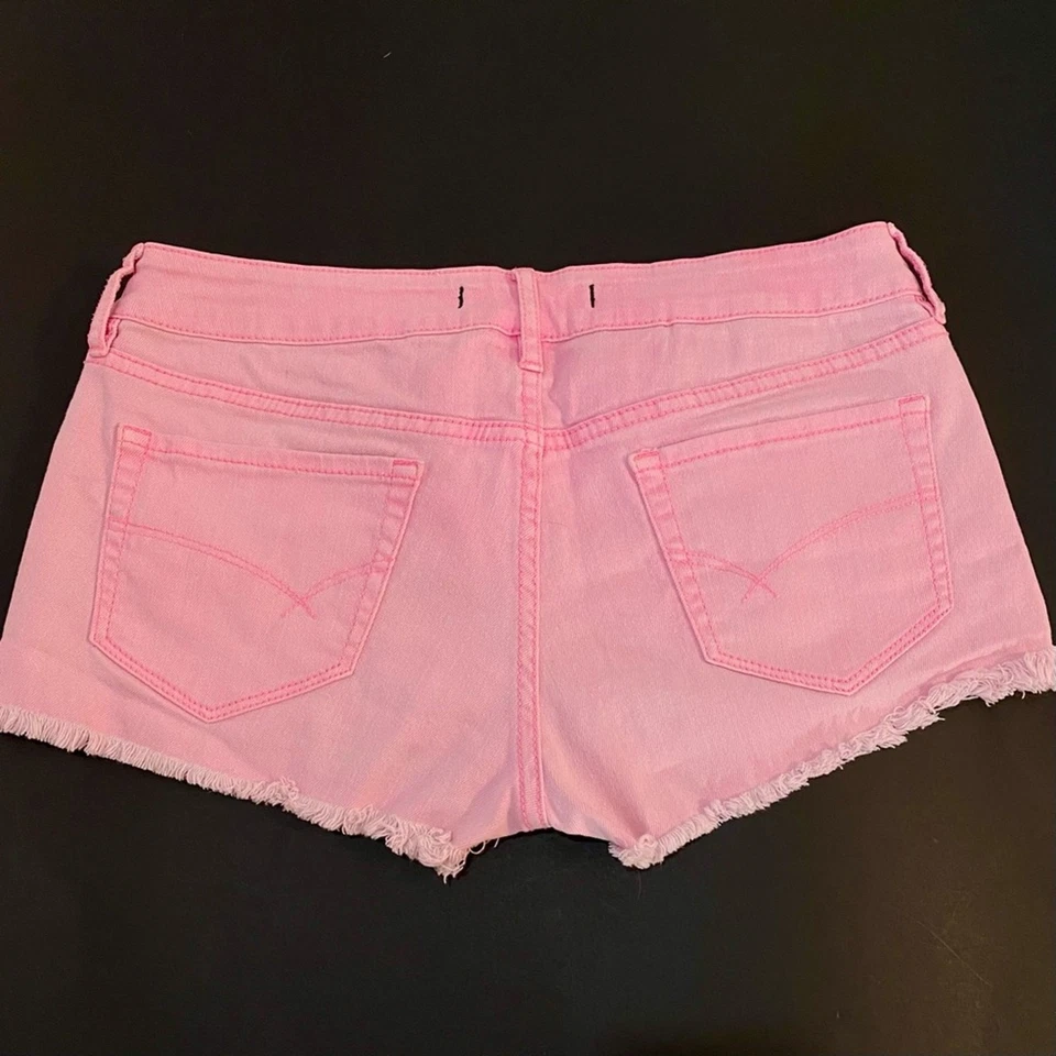 Pantalones Cortos Bullhead Desteñidos Rosa Neón Tiro Bajo Corte - Talla 7 (Junior) Foto 3 de 4