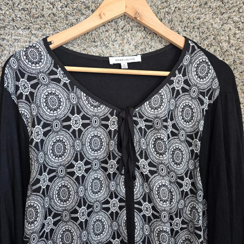 Top Rosa y Oliva Mujer Plus 3X Negro Cuello Corbata Estampado Manga 3/4 Informal Damas Foto 4 de 4