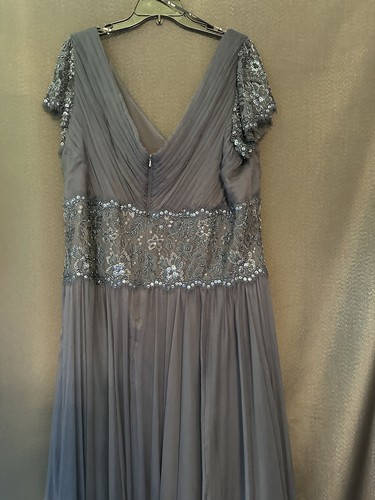 Usado en Excelente Condición Tadashi V CUELLO CUENTAS ACENTO AZUL MARINO VESTIDO CON LENTEJUELAS/CUENTAS 24W - Imagen 7 de 8