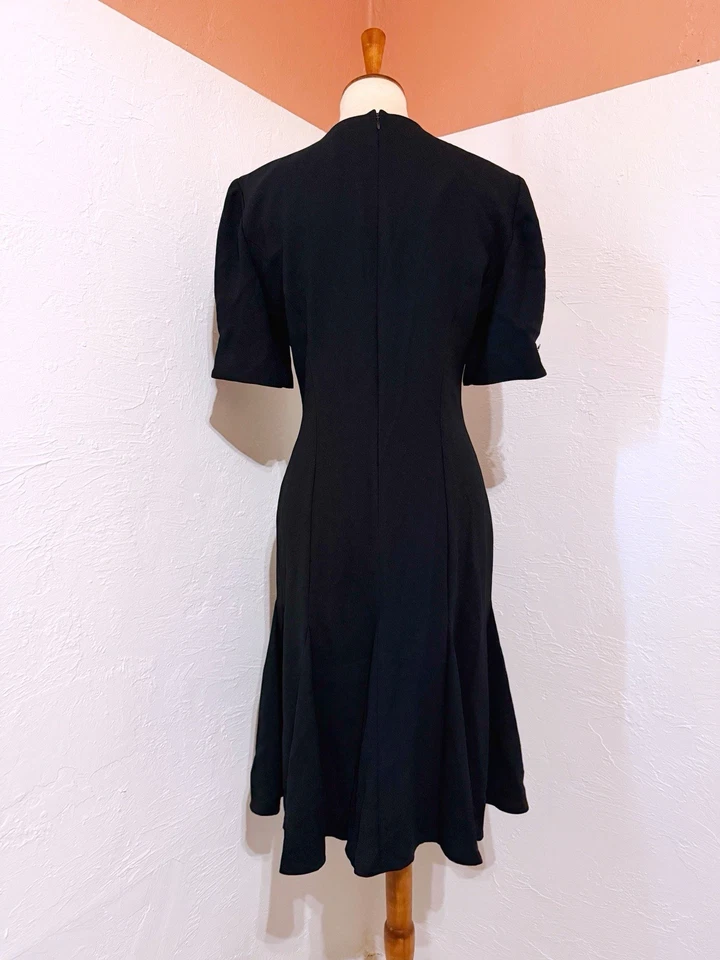 Винтажное миди-платье 90-х Liz Claiborne Black Stars Goth Fit Flare с оборками размер 8 M - Изображение 3 из 4