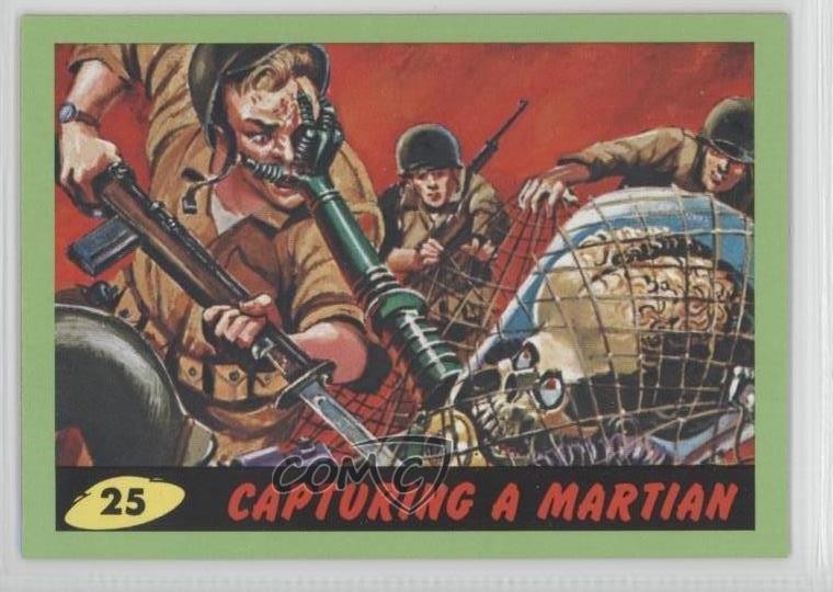2012 Topps Heritage Mars Attacks! Green Capturing a Martian #25 0b3
