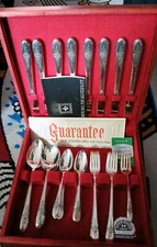 VTG WM. Rogers Mfg Co. Extra Plate 39 Piece Silverware Set in Box