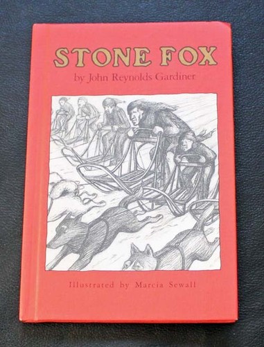 Stone Fox ~ John Reynolds Gardiner ~ Weekly Reader Childrens Book Club ~ HC - Picture 1 of 8