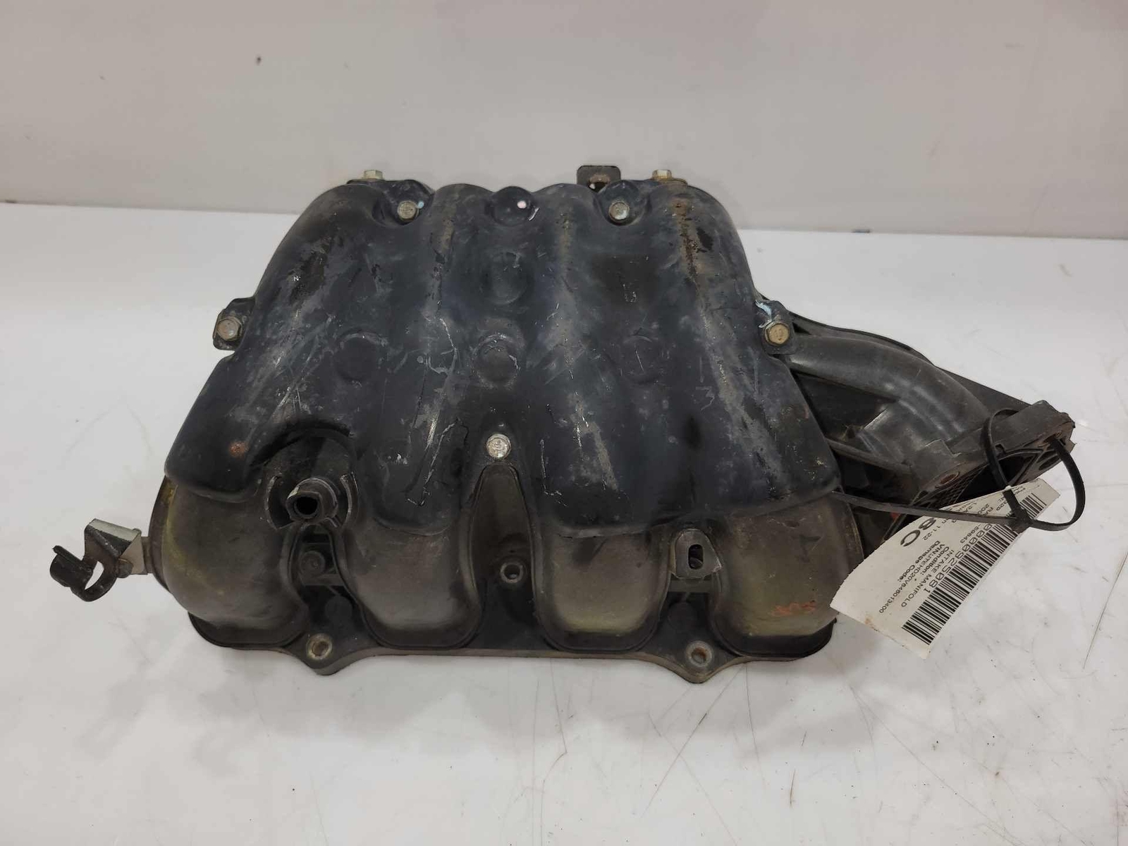 2004 2005 Toyota Rav4 2005 Scion TC Intake Manifold 2.4L ONLY OEM