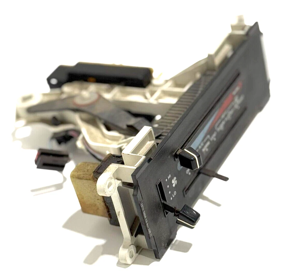 1987-1991 Ford F150 F250 F350 AC Heat Climate Control Unit MISSING 1 KNOB HANDLE - Image 3 of 4