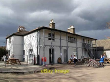 Photo 6x4 Spring Hill cafe Stoke Newington This cafe on the side of the L c2014