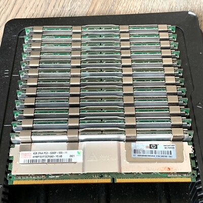 Barrette RAM Hynix 4GB DDR2 PC2-5300 ECC - Modèle HYMP351F72AMP4N3-Y5 - Occasion
