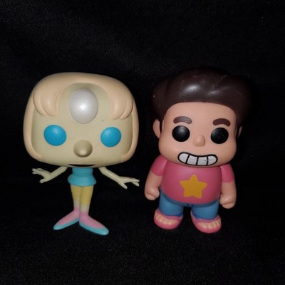 Pair Of Steven Universe Funko Pops Pearl & Steven No Box