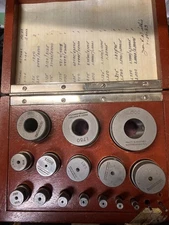  PRWETT WHITNEY  Plug and Ring Gage Set in Wood Box, Nice