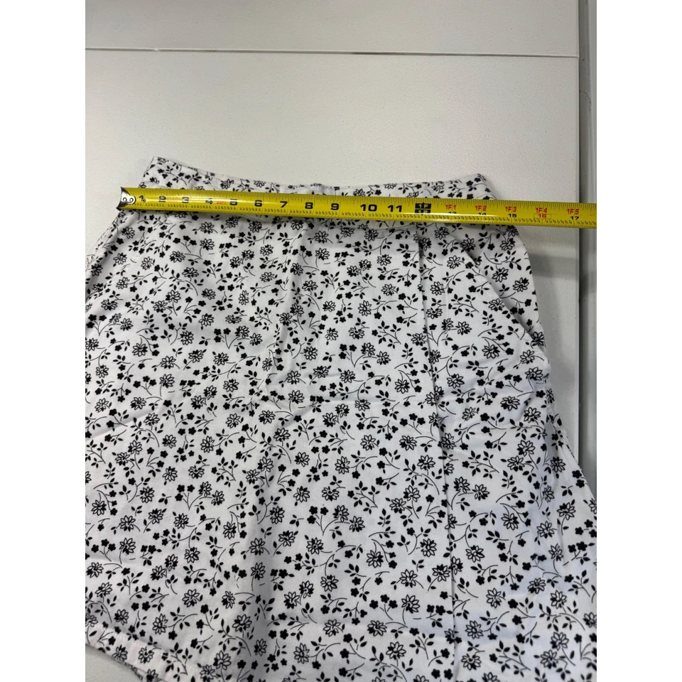 MUJER BLANCO CIERVO SALVIA Floral Sexy Falda Corta Talla 10 Blanco Negro Foto 3 de 4