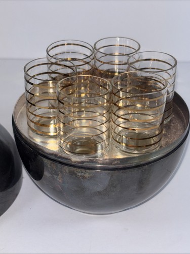 Art Deco VODKA CHILLER: Bicchieri da tiro a forma di pera piatto argento vintage appannati - Foto 2 di 10
