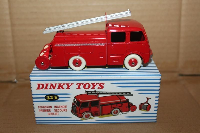 Fourgon Incendie Berliet GLB Dinky Toys Atlas 32E camion de pompier neuf à offrir aux passionnés
