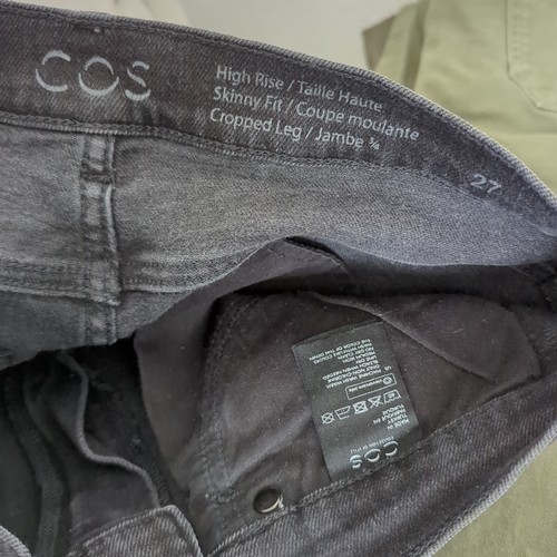 COS Women's High Rise Skinny Fit Cropped Leg Jeans Faded Black Size 27 Stretchy - Picture 6 of 8