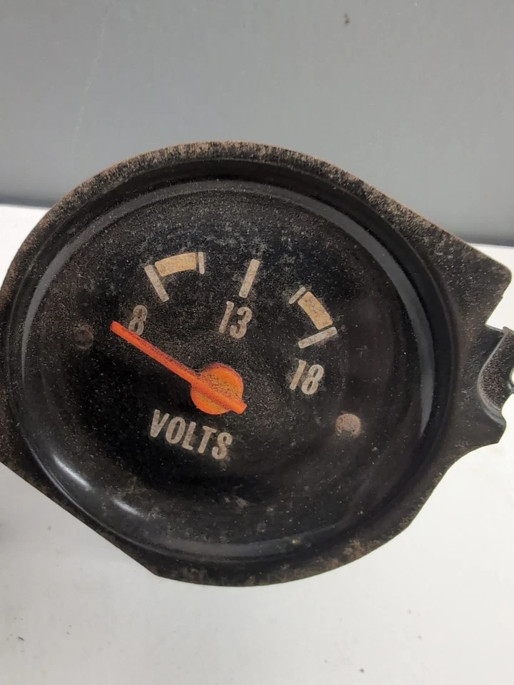 73-87 CHEVY GMC Volts Voltage Battery GAUGE C10 C20 C30 K5 K10 K20 K30 - TESTED  - Image 3 of 4