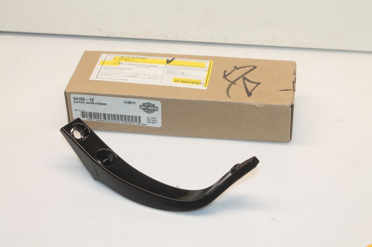 Support plancher arriere droit Harley Davidson FLD noir acier neuf 54165-12