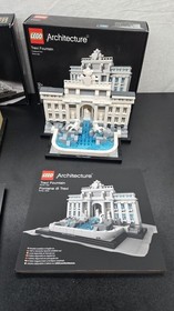 LEGO ARCHITECTURE: United Nations 21018 Trevi 21020 Louvre 21024