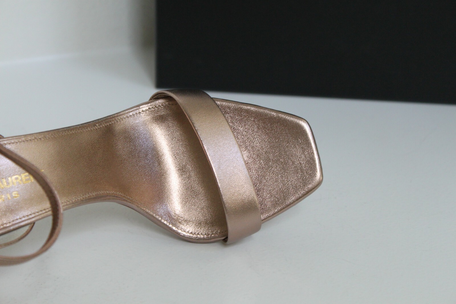 Scarpe sandalo Yves Saint Laurent nuove taglia 9 39 5 YSL blush ambra metallo pelle