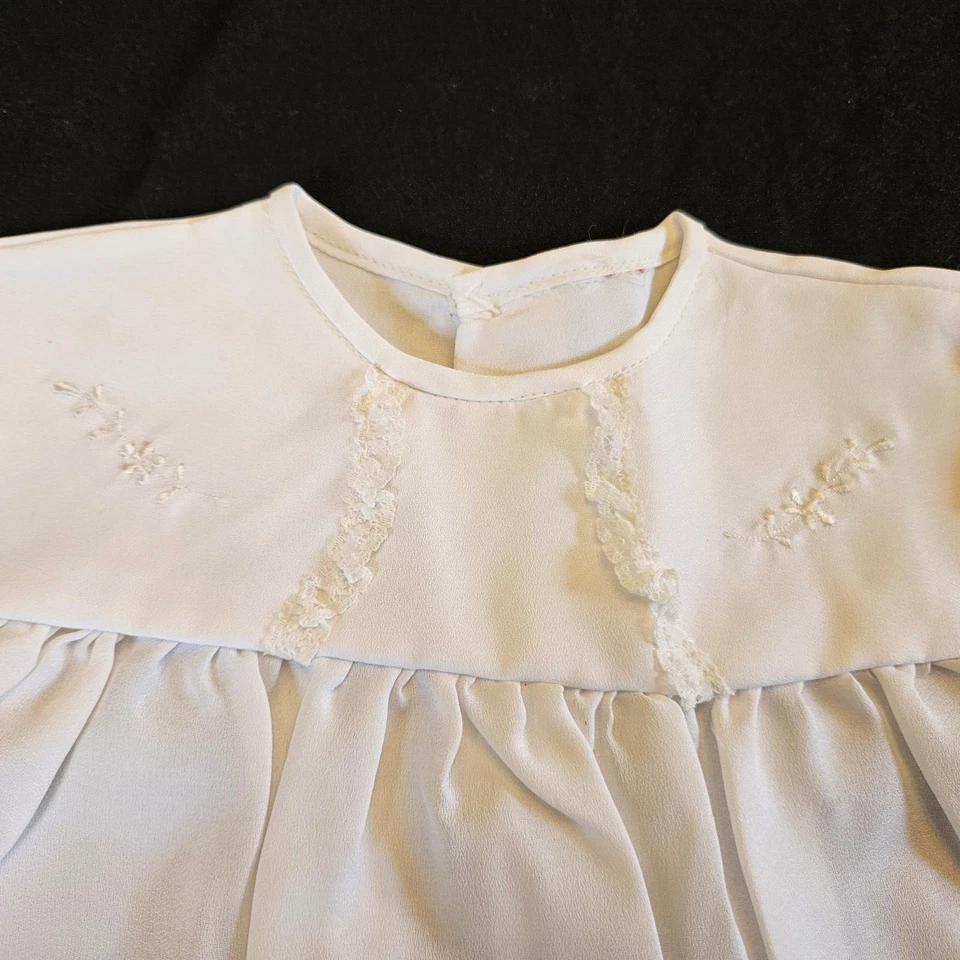 Vestido Vintage Bebé Niñas Blanco con Flores Bordadas Blancas 6-9 meses? Foto 2 de 4