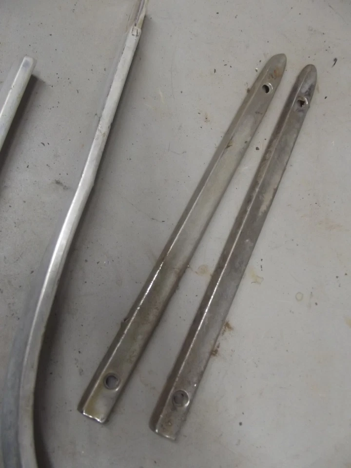 Ford Econoline Van 1968-1974 lote de molduras exteriores E100 Deluxe Foto 3 de 4