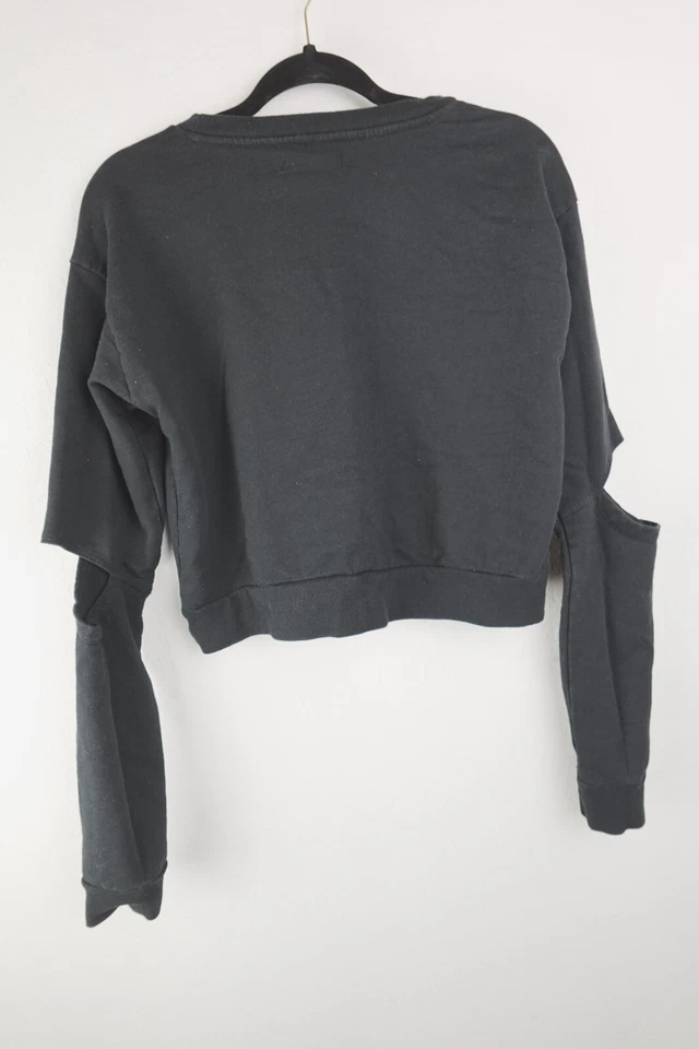 Hot Topic Horror Recortado Sudadera Grande Negra Gótica Emo Y2K Grunge Recortado Foto 2 de 4