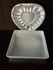 Wilton Baking Pans   Heart & Square Set - 13