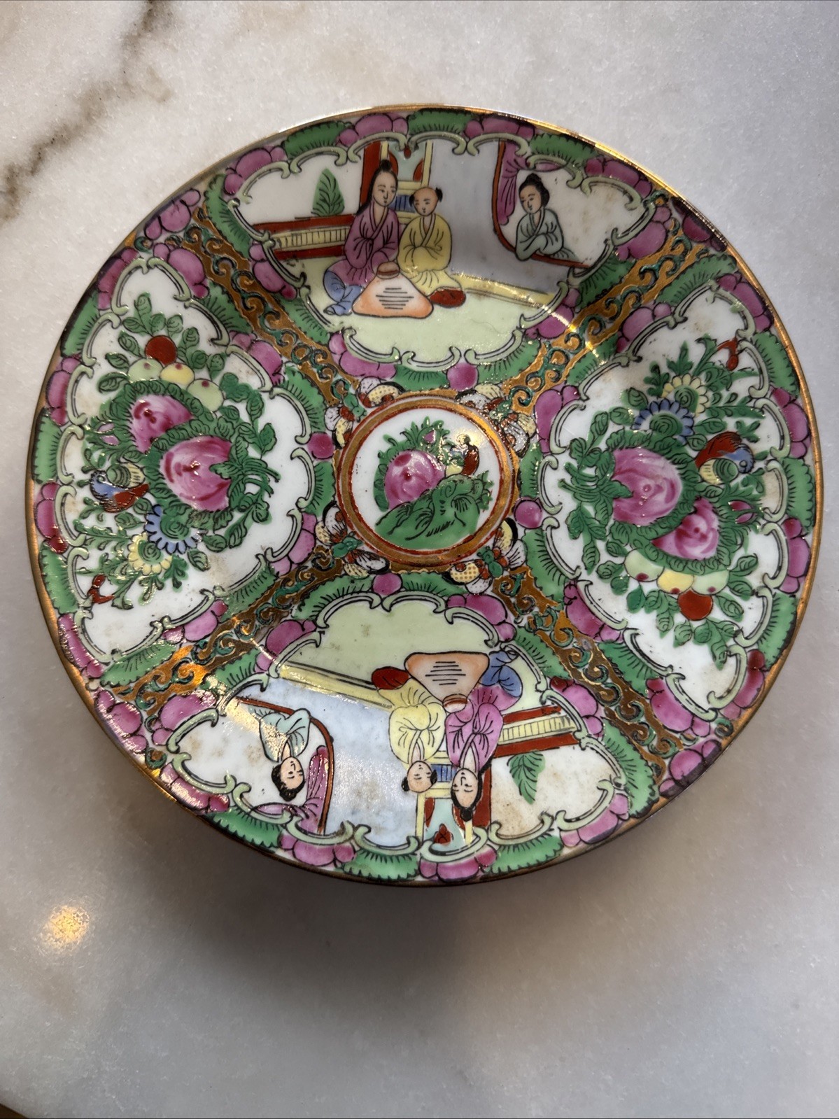 Antique Chinese Rose Medallion Porcelain 7 1/8” Plate