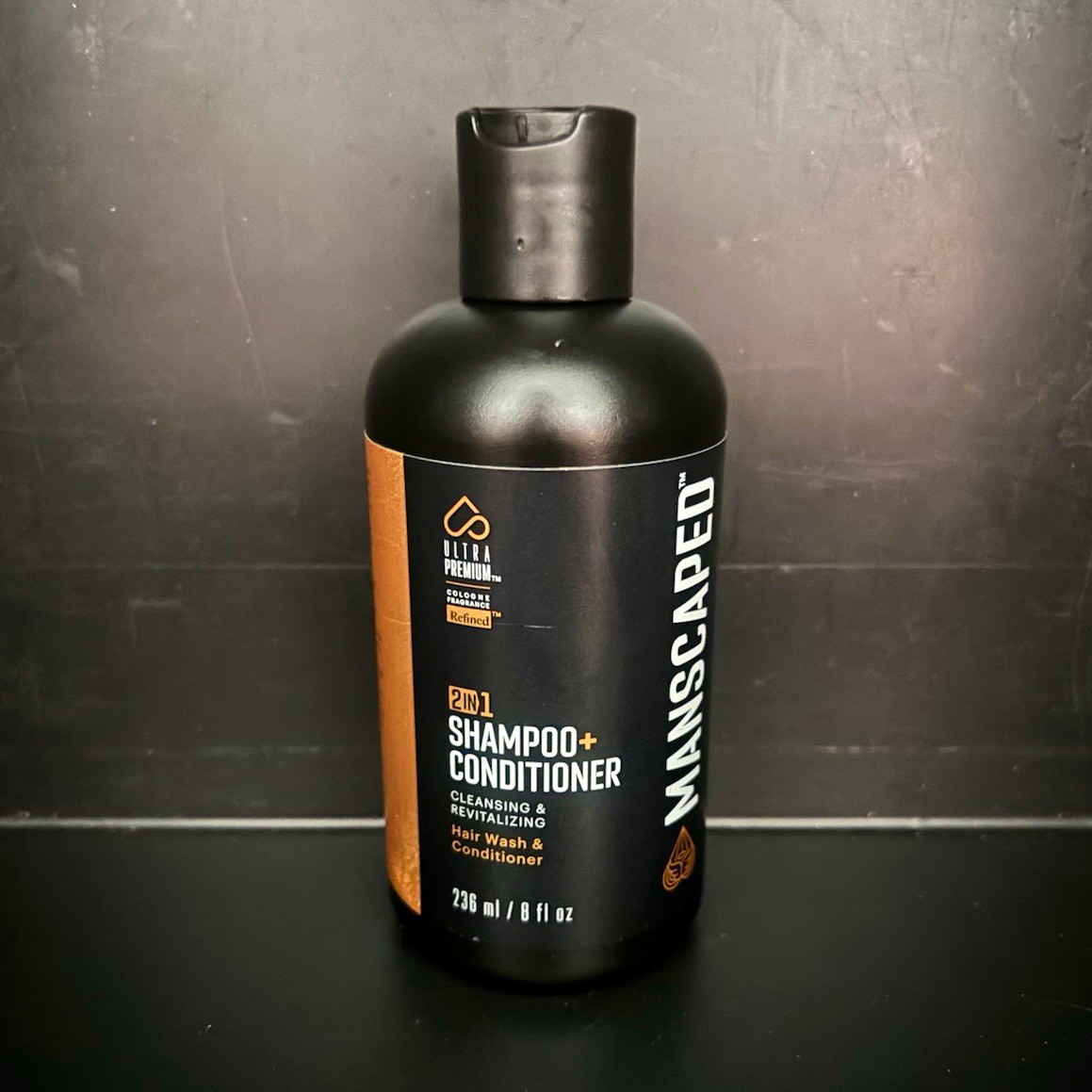 MANSCAPED Ultra Premium 2-in-1 Shampoo + Conditioner Refined 236 ml Vegan