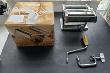Marcato Atlas 150 Pasta Maker Hand Crank Machine - Made in Italy