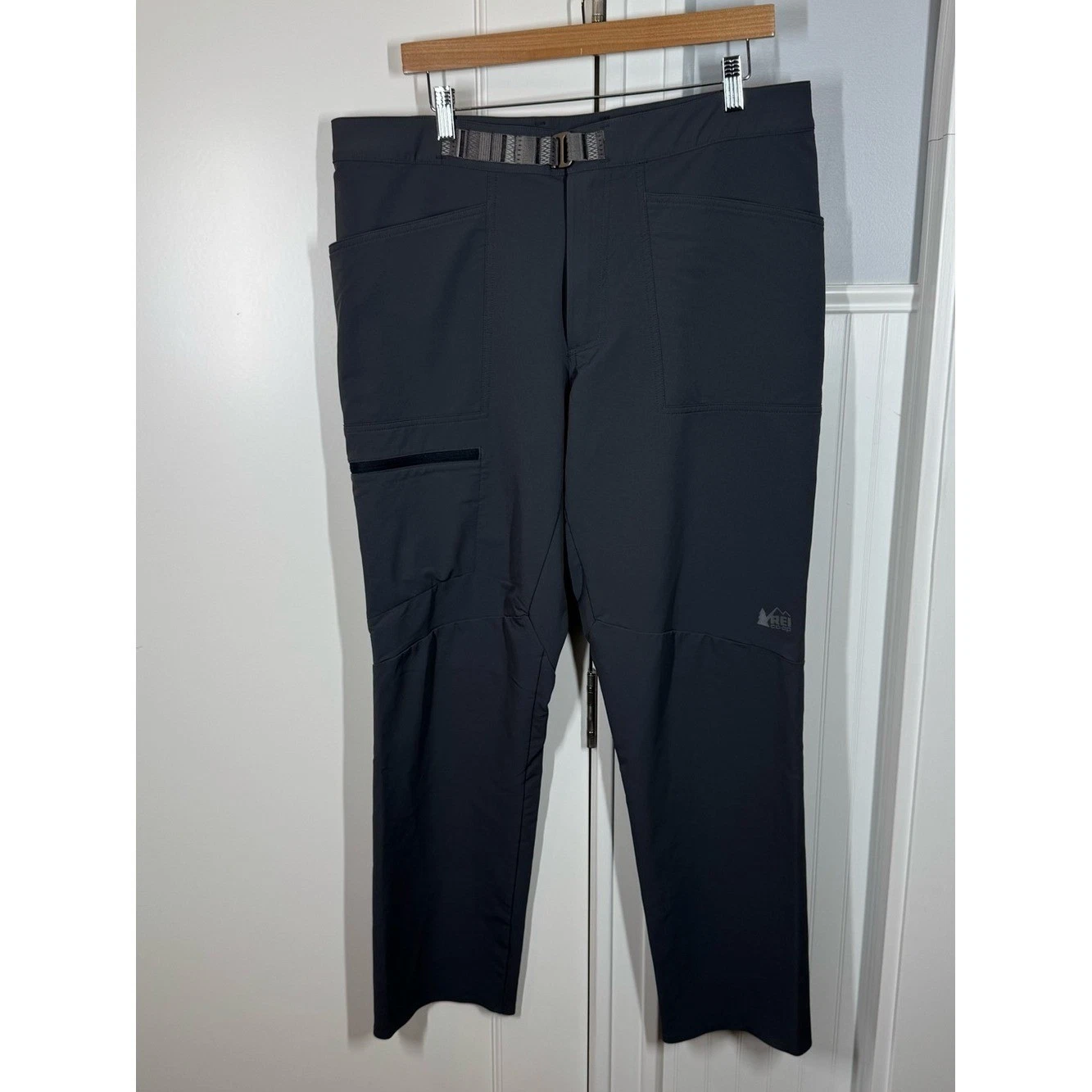 REI Co-op Mens Activator Softshell semi fitted Pants 36x30 Gray Stretch Hiking