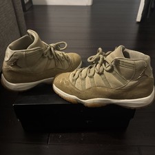 olive green retro 11