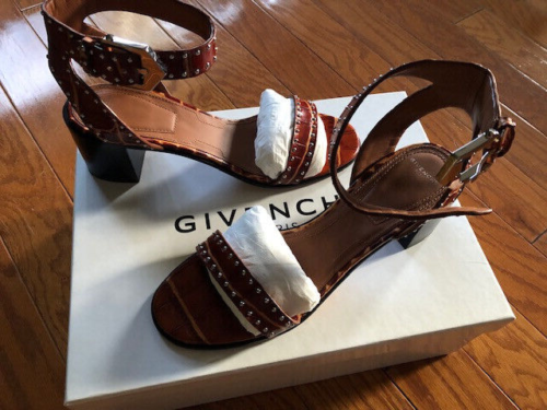 Givenchy Elegant Heel 60 Studded Sandals Crocodile Brown sz 38 US 7.5 block heel - Picture 2 of 8