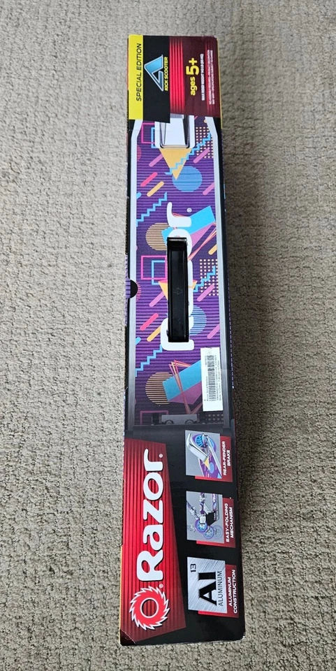 Razor New Wave Special Edition Scooter multicolor Age 5+ Brand New In bos - Image 4 of 4