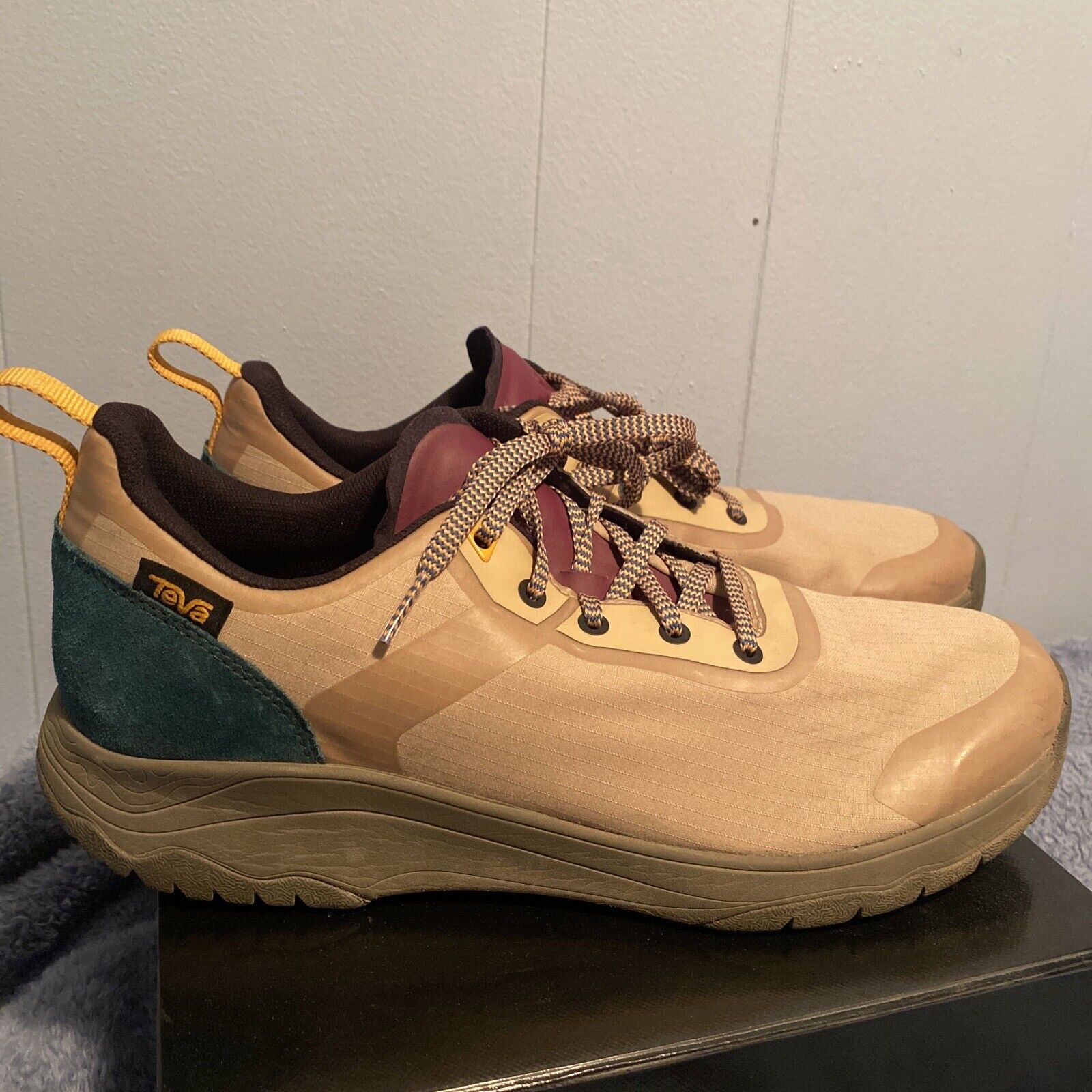Teva Gateway Low Sesame Retro Trail Hiking Shoes Mens Size 9