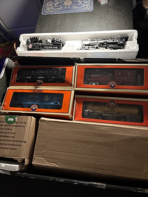 #ad 2012 Lionel Great Northern Mountain Mover O Gauge Electric Train Set 6 31746 LNC $300.00